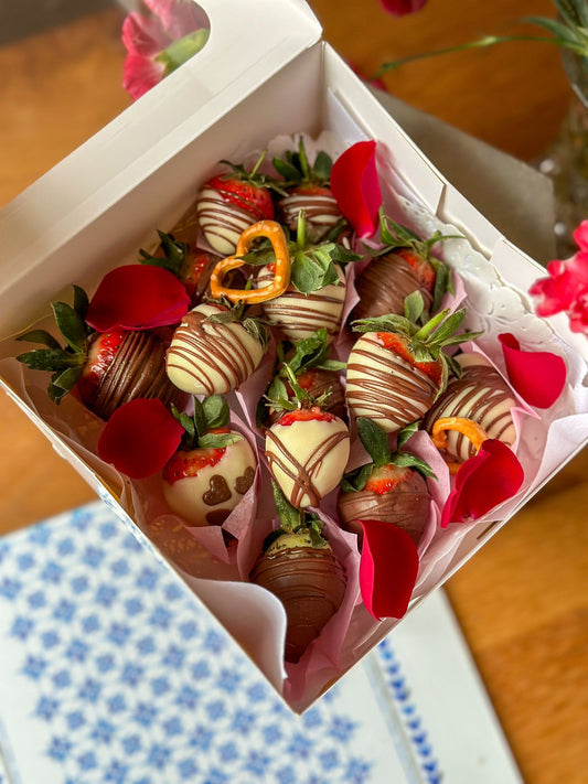 Luxury Chocolate Dipped Strawberries