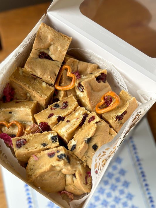 White Chocolate & Cranberry Cookie Cubes