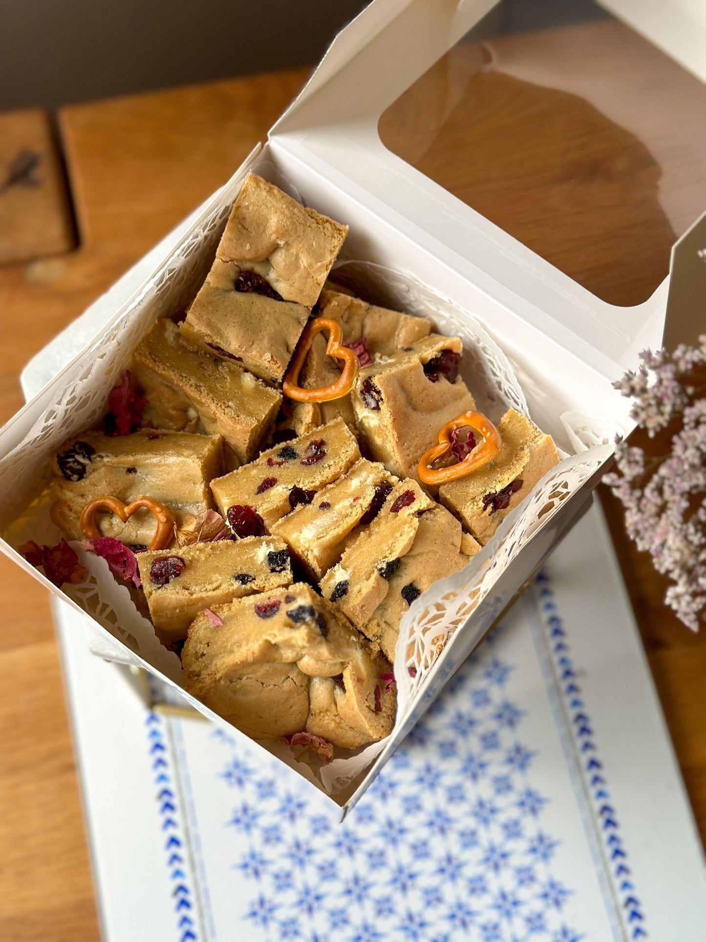 White Chocolate & Cranberry Cookie Cubes