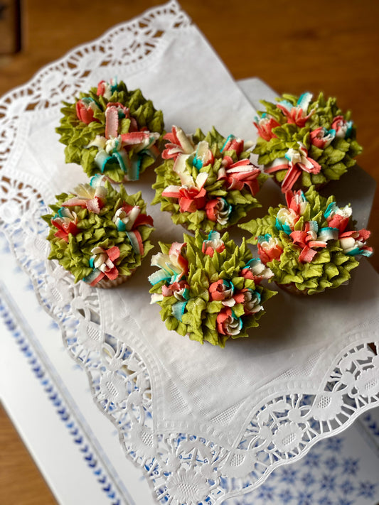 Floral Vanilla Cupcakes